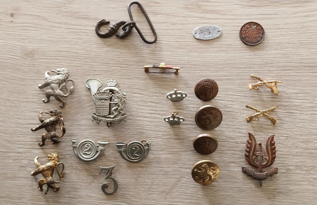 Anciens objets militaires, Collections, Objets militaires | Général, Enlèvement