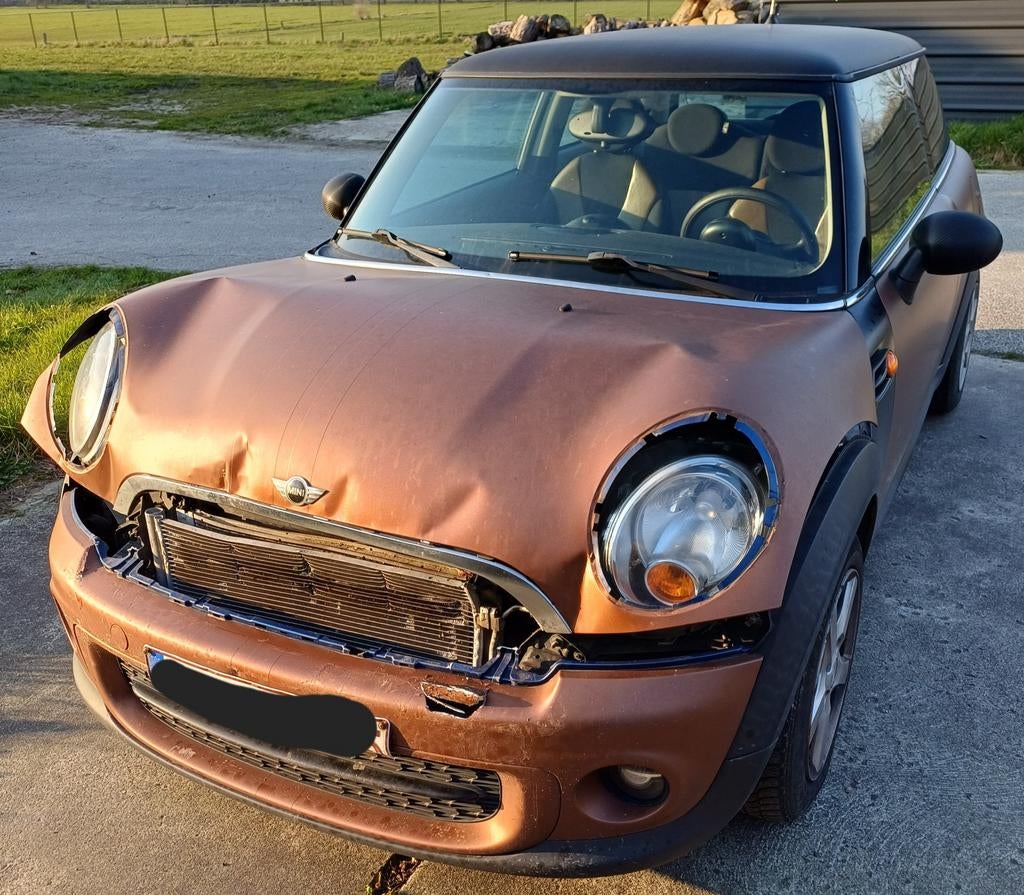 Mini One D - ongevalswagen, Auto's, Mini, One, Airbags, Airconditioning, Isofix, Lederen bekleding, Lichtmetalen velgen, Mistlampen