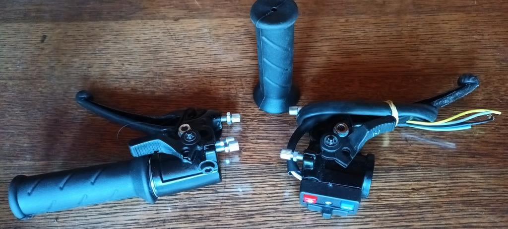 Peugeot 103, Vélos & Vélomoteurs, Pièces de cyclomoteur | Général, Enlèvement