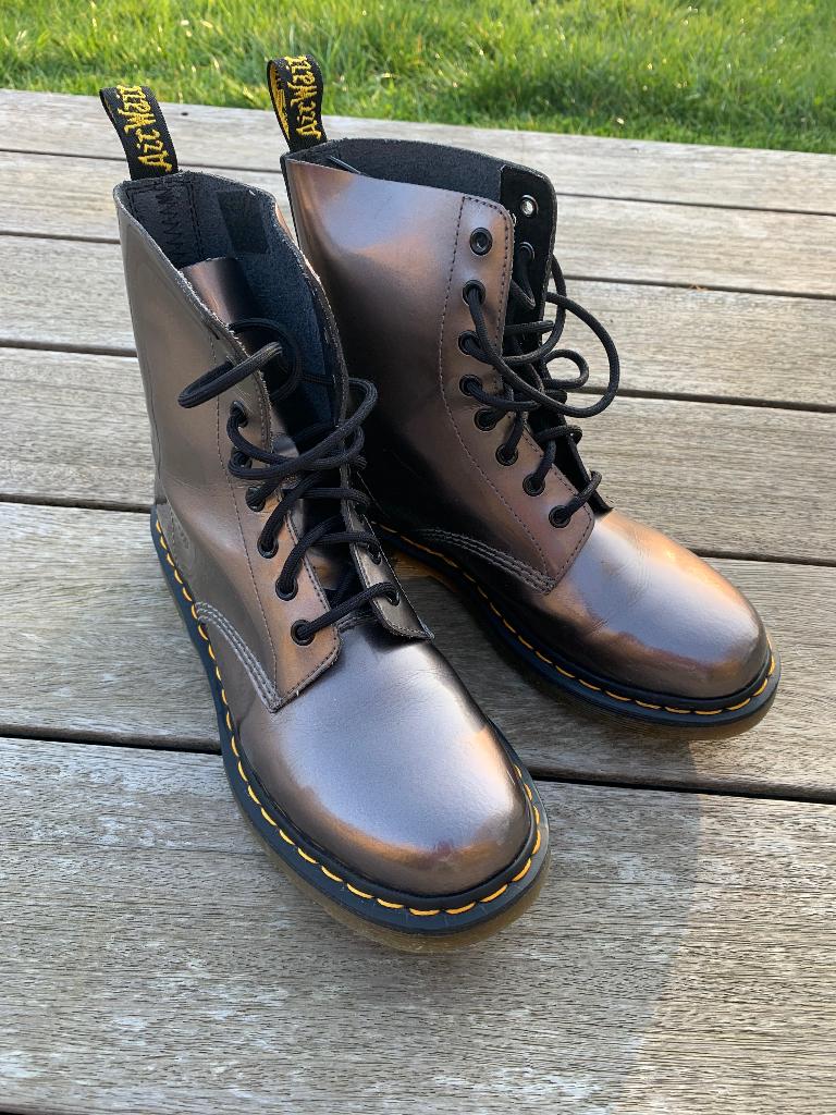 Dr. Martens boots Pascal leder metallic zilver nieuw, Lage of Enkellaarzen, Nieuw, Ophalen of Verzenden, Dr. Martens