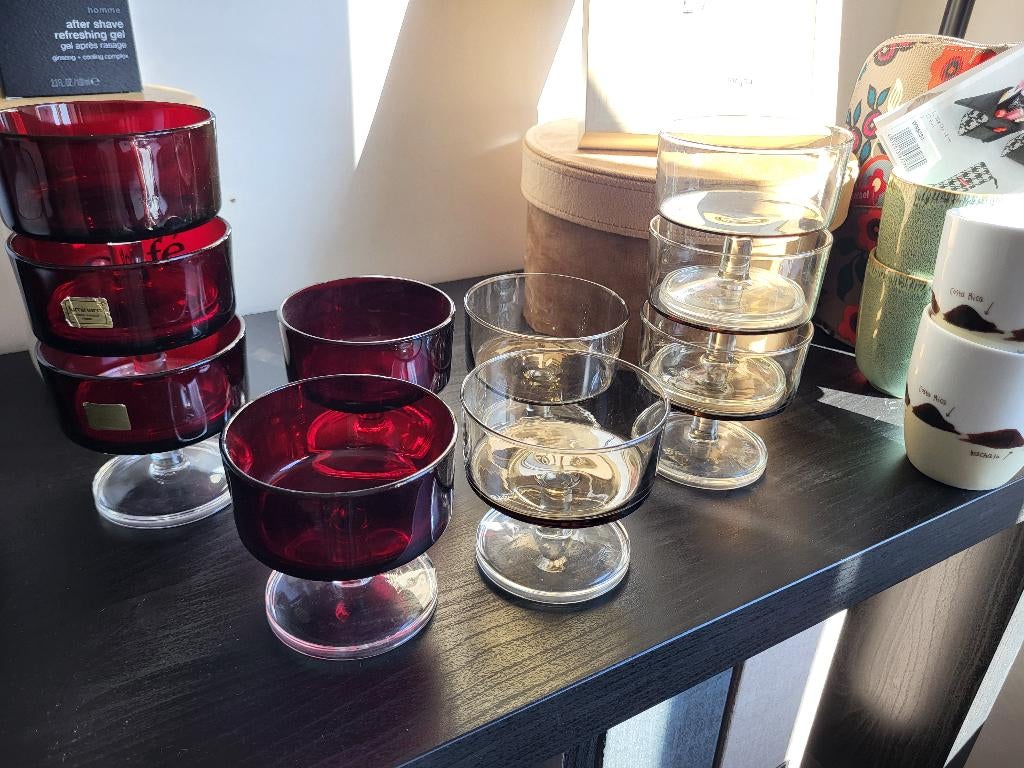 Verre à dessert Cavalier Suede rouge par Luminarc, Antiquités & Art, Enlèvement