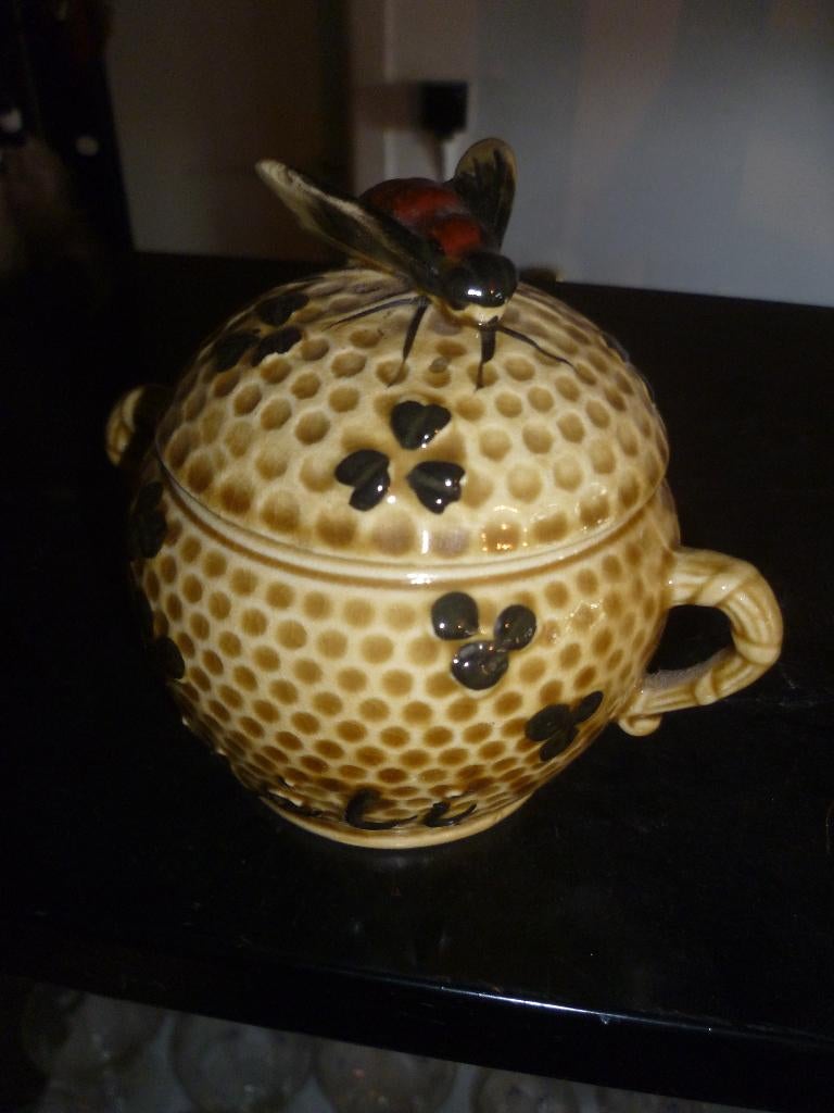 OUDE HONING POT, Ophalen