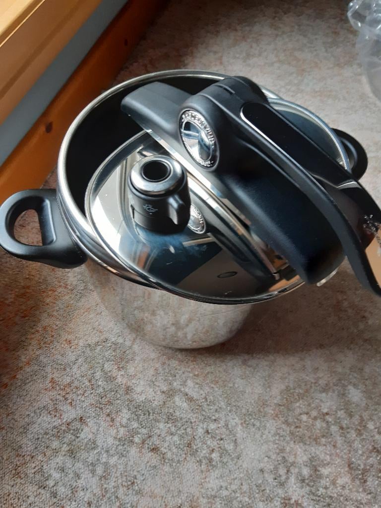 Snelkookpan met accessoires, Kookpan of Snelkookpan, Ophalen of Verzenden, Keramische plaat, Nieuw