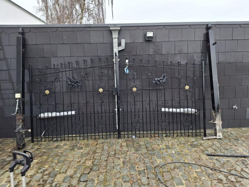 Smeedijzeren poort met afstandsbediening, Tuin en Terras, Tuinpoorten, Ophalen