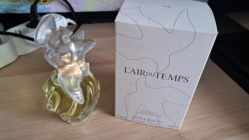 Nina Ricci L'air du temps origineel parfum negen nieuw, Handtassen en Accessoires, Ophalen of Verzenden, Nieuw