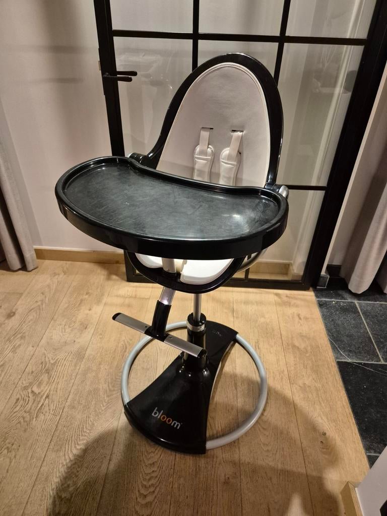 Chaise bébé Bloom, Enfants & Bébés, Chaises pour enfants, Enlèvement, Utilisé, Chaise évolutive, Ceinture(s)