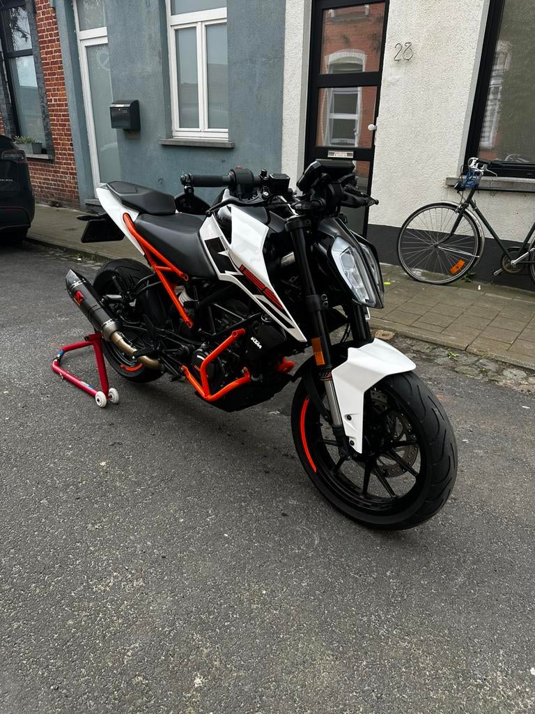Ktm duke 125cc 2017, Motos, Motos | KTM, Particulier, Naked bike, jusqu'à 11 kW, 1 cylindre, Permis Moto A1 minimum, ABS, Éclairage LED
