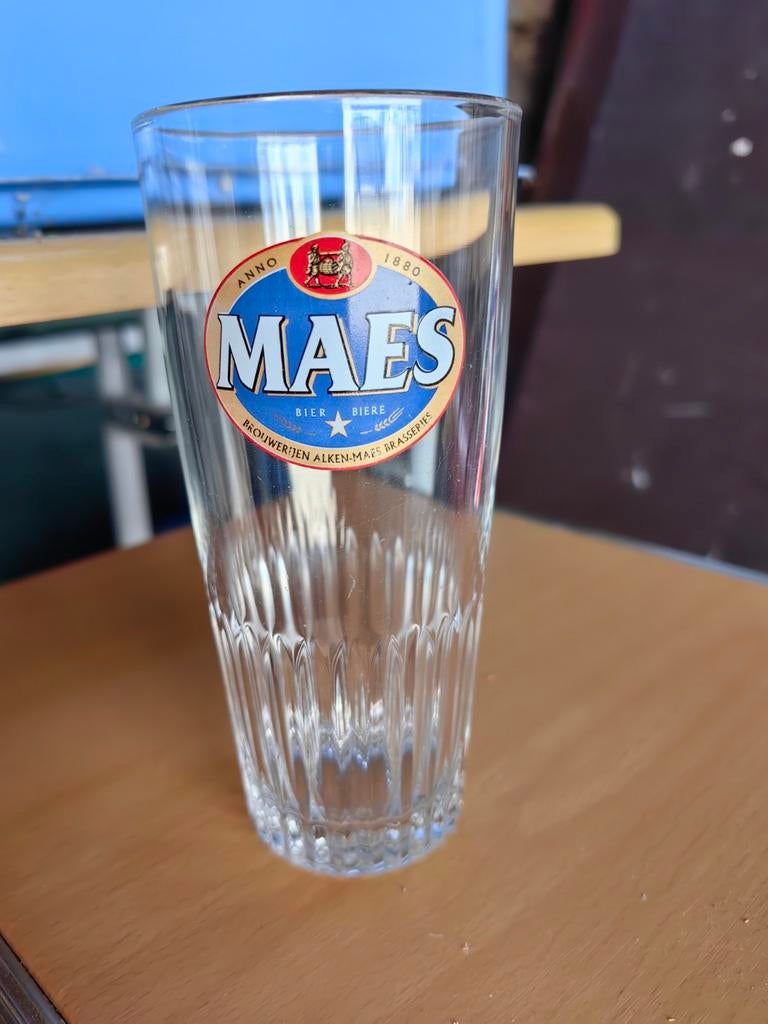 A verre maes, Collections, Enlèvement ou Envoi