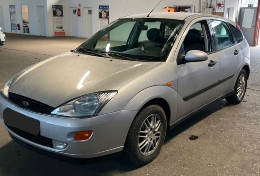 Ford Focus Benzine reeds gekeurd voor verkoop, Autos, Argent ou Gris, Achat, Entreprise, Noir