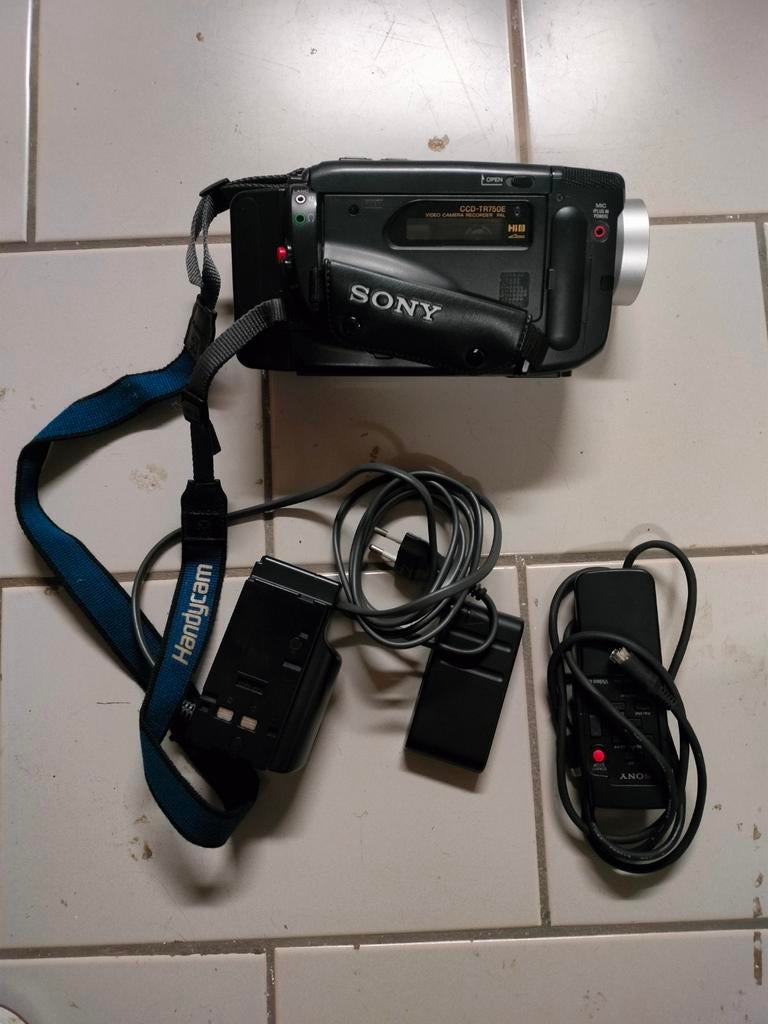 Sony video recorder CCD-TR750E Hi8 & Video8, Ophalen, Gebruikt, Camera, Sony
