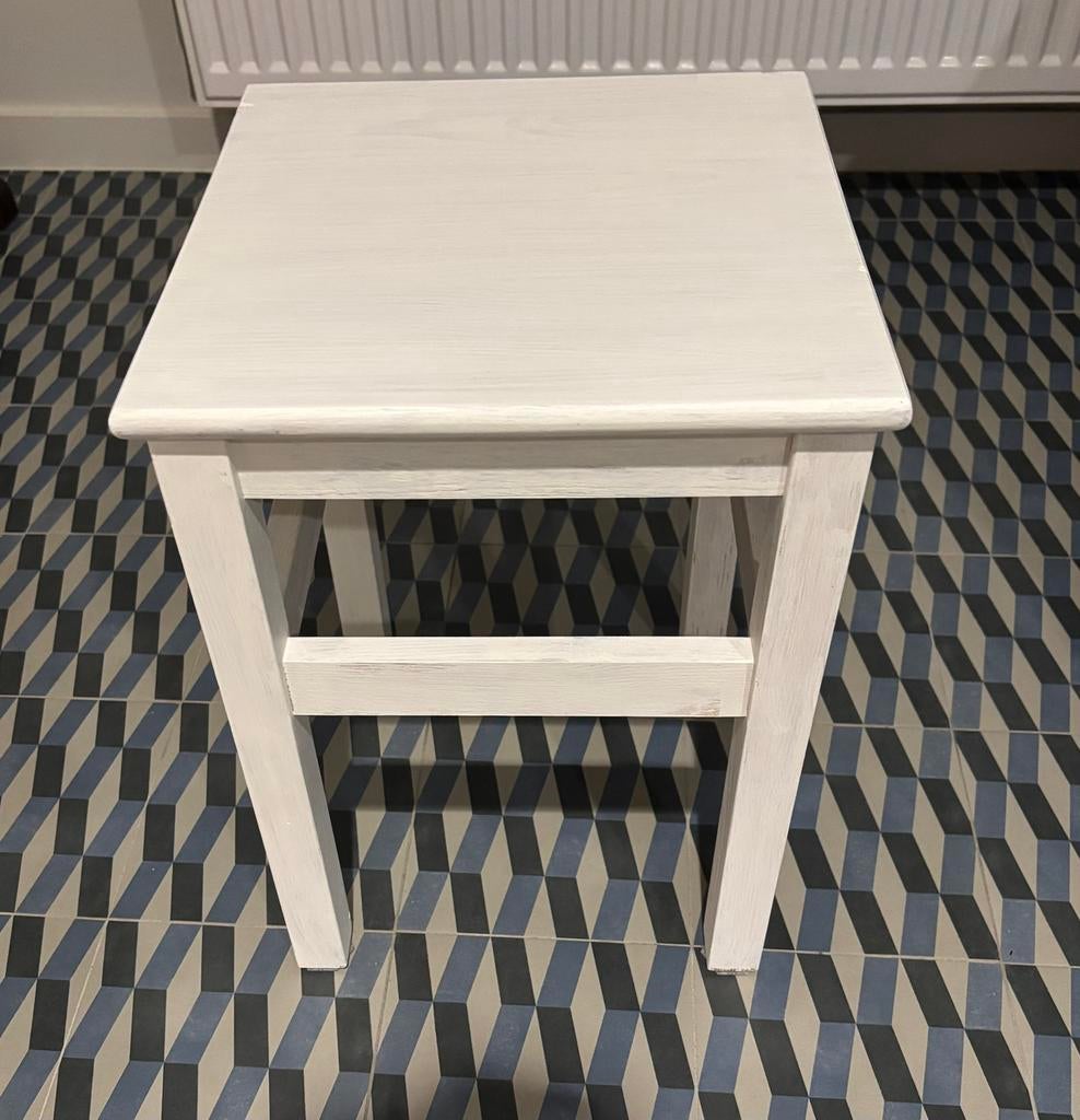 Bijzet tafeltje of kruk, Huis en Inrichting, Ophalen, Zo goed als nieuw, Hout