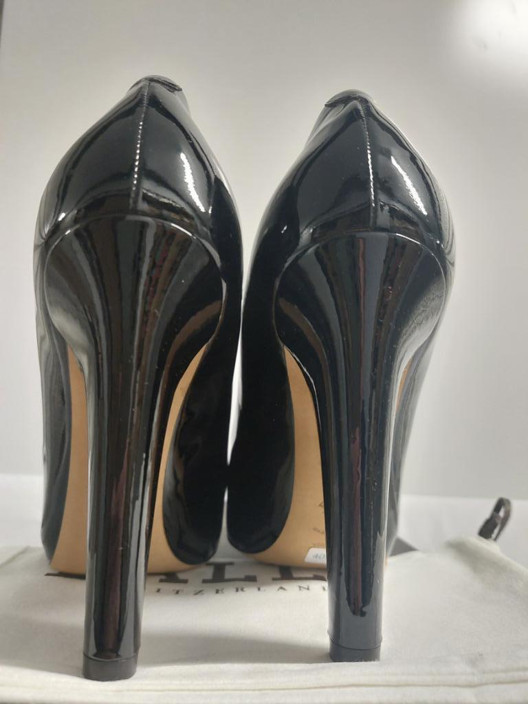 403C* BALLY superbes escarpins noir cuir verni (40,5), Vêtements | Femmes, Chaussures, Neuf, Escarpins, Noir, Envoi