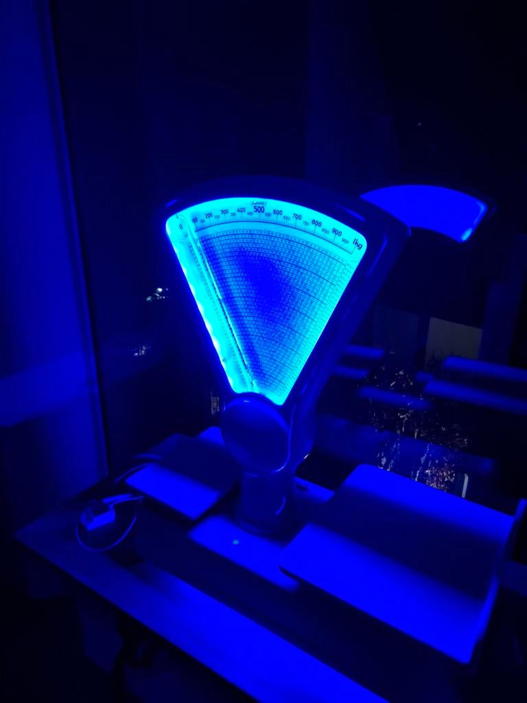 Vintage weegschaal bwj 1930, Huis en Inrichting, Keuken | Keukenbenodigdheden, Ophalen