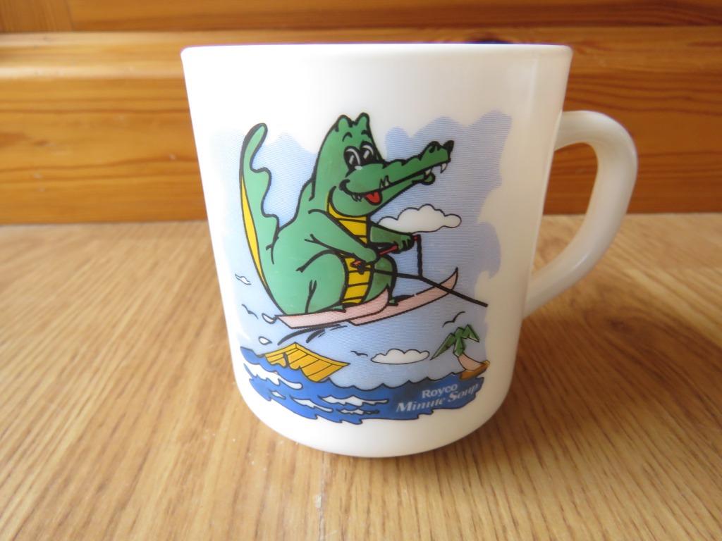 mug tasse avec crocodile Royco en arcopal, Maison & Meubles, Cuisine | Vaisselle, Enlèvement ou Envoi, Utilisé, Tasse(s) et/ou soucoupe(s)