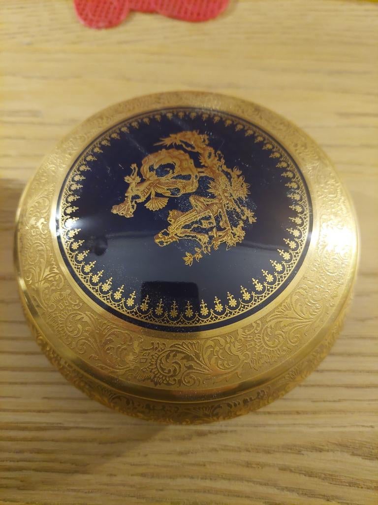 Limoges kommetje met deksel in perfecte staat, Antiquités & Art, Enlèvement ou Envoi