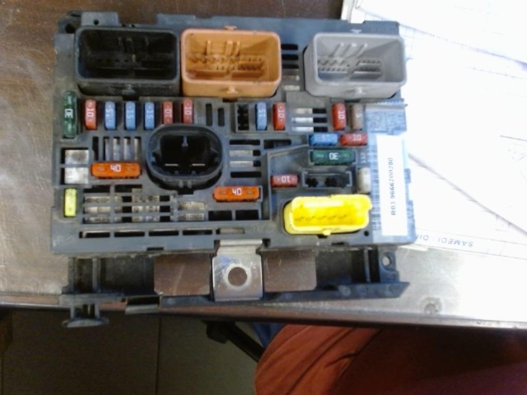 Boitier fusibles Citroen Jumpy 2 2007 9666700280 (346), Autos : Pièces & Accessoires, Autres pièces automobiles, Enlèvement, Utilisé