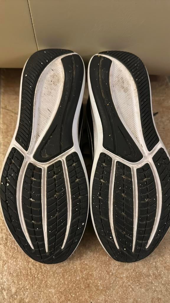 Zwarte sportschoenen nike maat 38., Utilisé, Enlèvement ou Envoi, Nike, Autres types