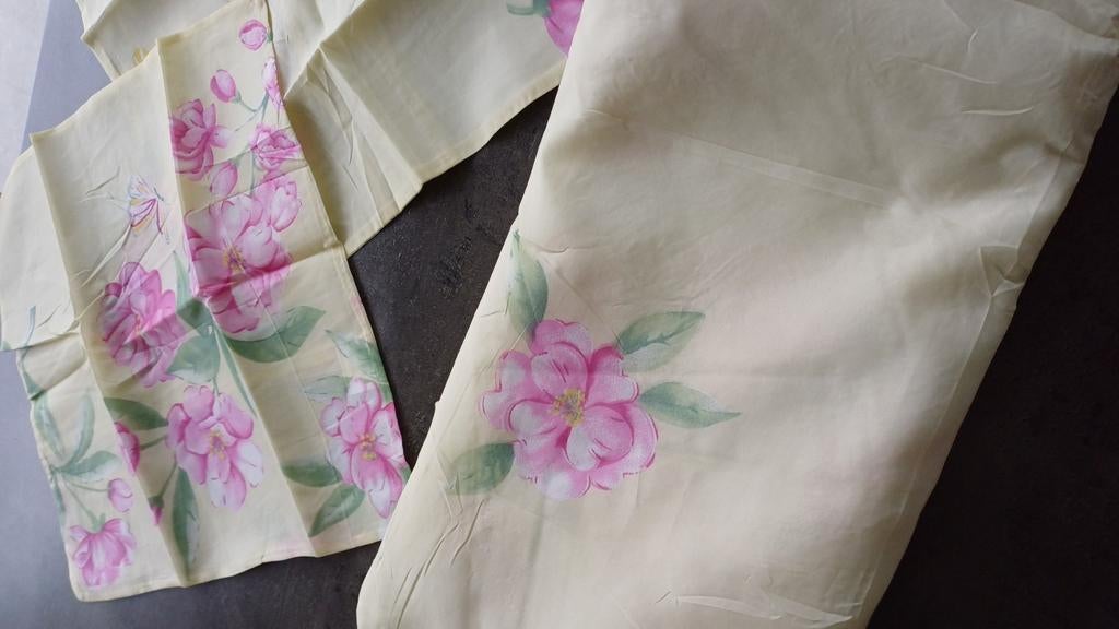 Couvre lit d été 2 personnes + 2 taies d oreiller, Enlèvement ou Envoi, Comme neuf