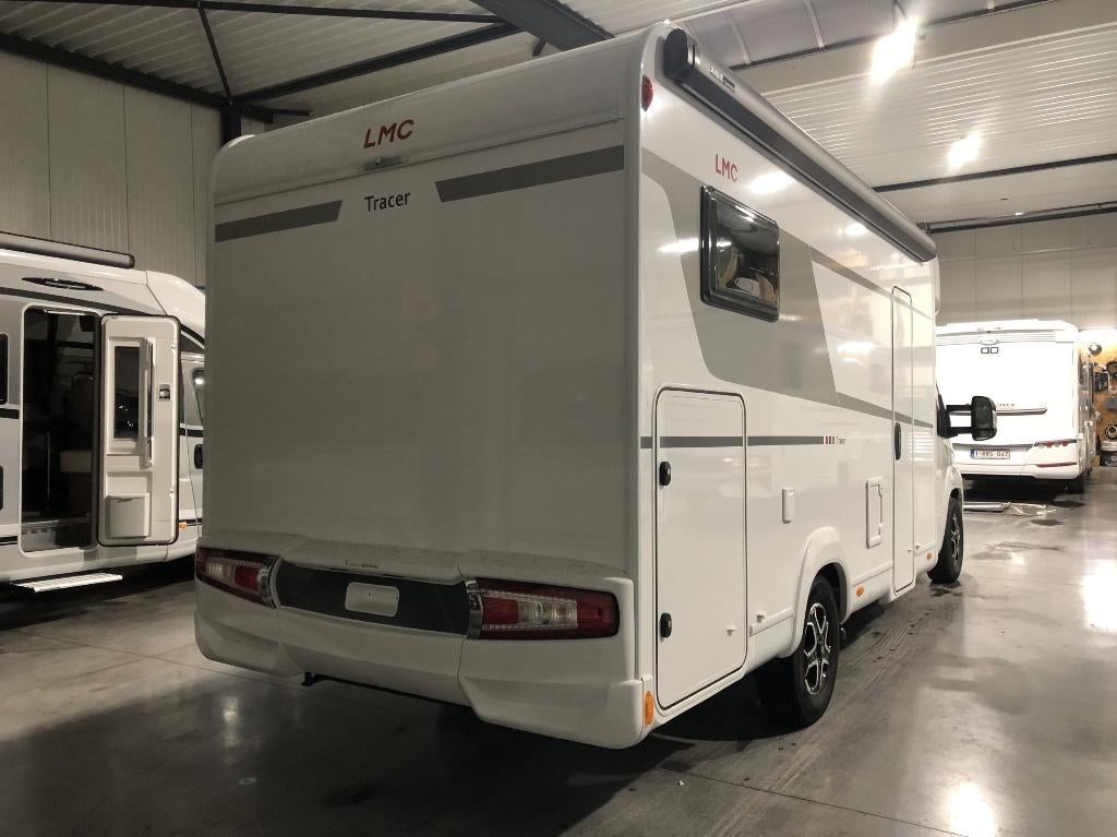 🚐✨ LMC Tracer 690 EL – Automaat - 6m99 - Nieuw🔥, Caravans en Kamperen, Mobilhomes, Automaat, Ringverwarming, Fiat, Bedrijf