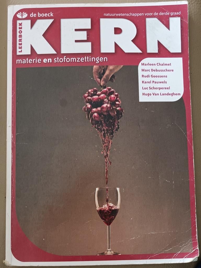 Kern materie en stofomzettingen leerboek, Boeken, Schoolboeken, Ophalen of Verzenden, Gelezen