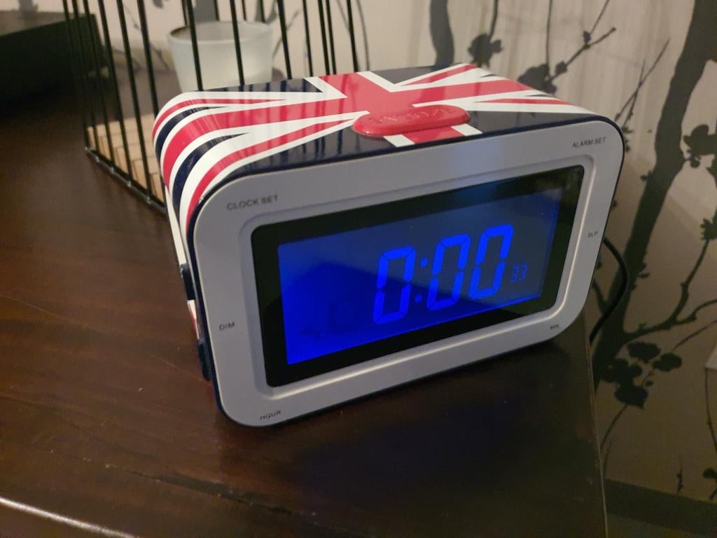 Bigben wekkerradio, Ophalen