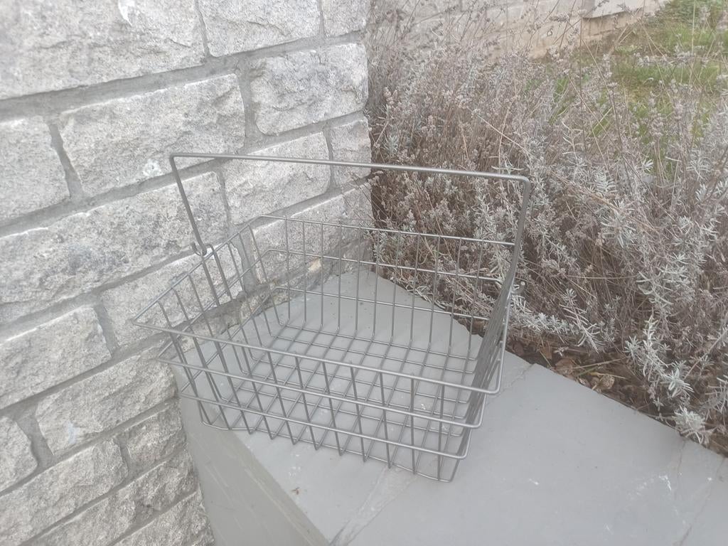 Ancien panier en fer avec sac portatif, Antiquités & Art, Enlèvement ou Envoi