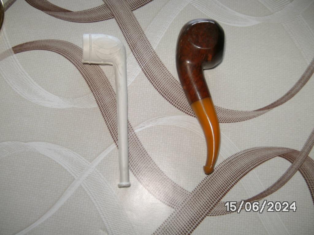 Twee oude pijpen, Ophalen of Verzenden, Zo goed als nieuw, Overige typen