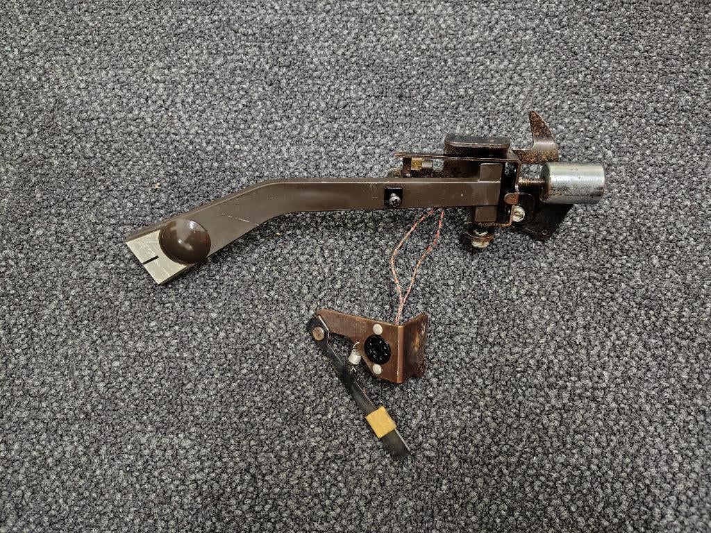 Tone Arm Rowe-AMi JAL-200 (1962) jukebox, Enlèvement ou Envoi, Ami