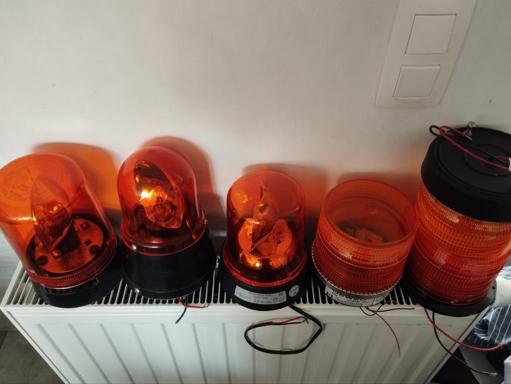 zwaailichten 12V halogeen en xenon, Auto diversen, Auto-accessoires, Nieuw, Ophalen of Verzenden