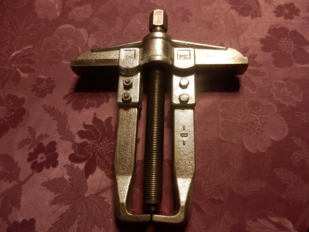 (3) -Extracteur à deux griffes - kukko -, Auto-onderdelen, Klein materiaal, Ophalen of Verzenden