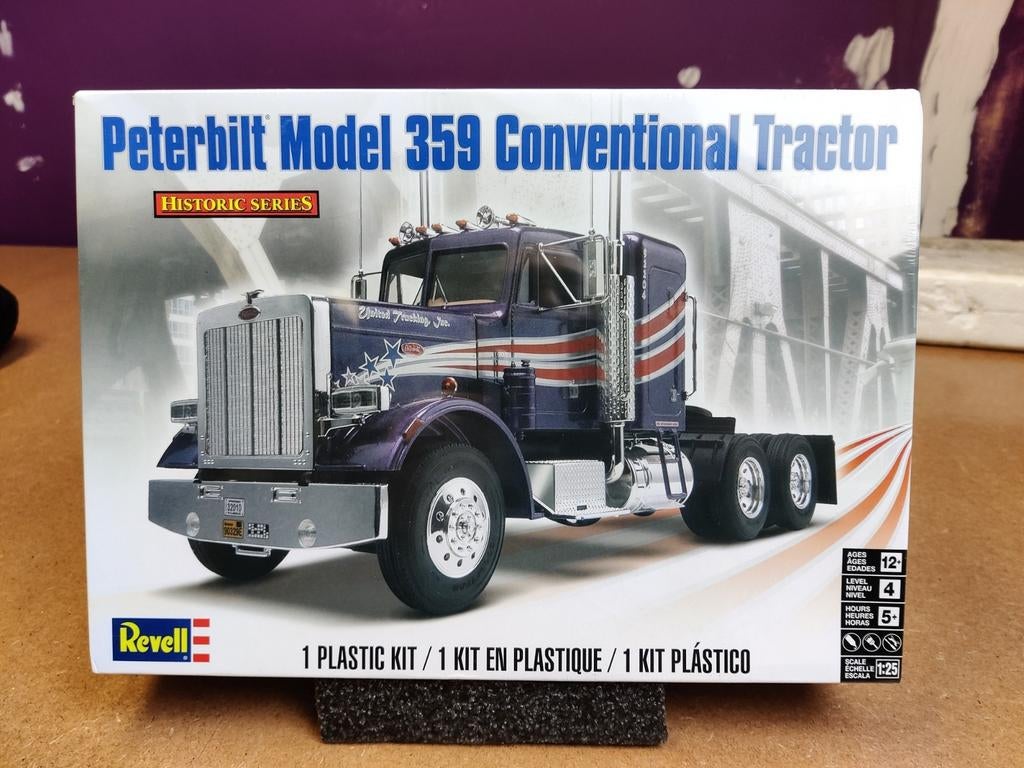 PETERBILT 359 REVELL  1/25, Hobby & Loisirs créatifs, Modélisme | Voitures & Véhicules, Enlèvement ou Envoi, Neuf, Revell