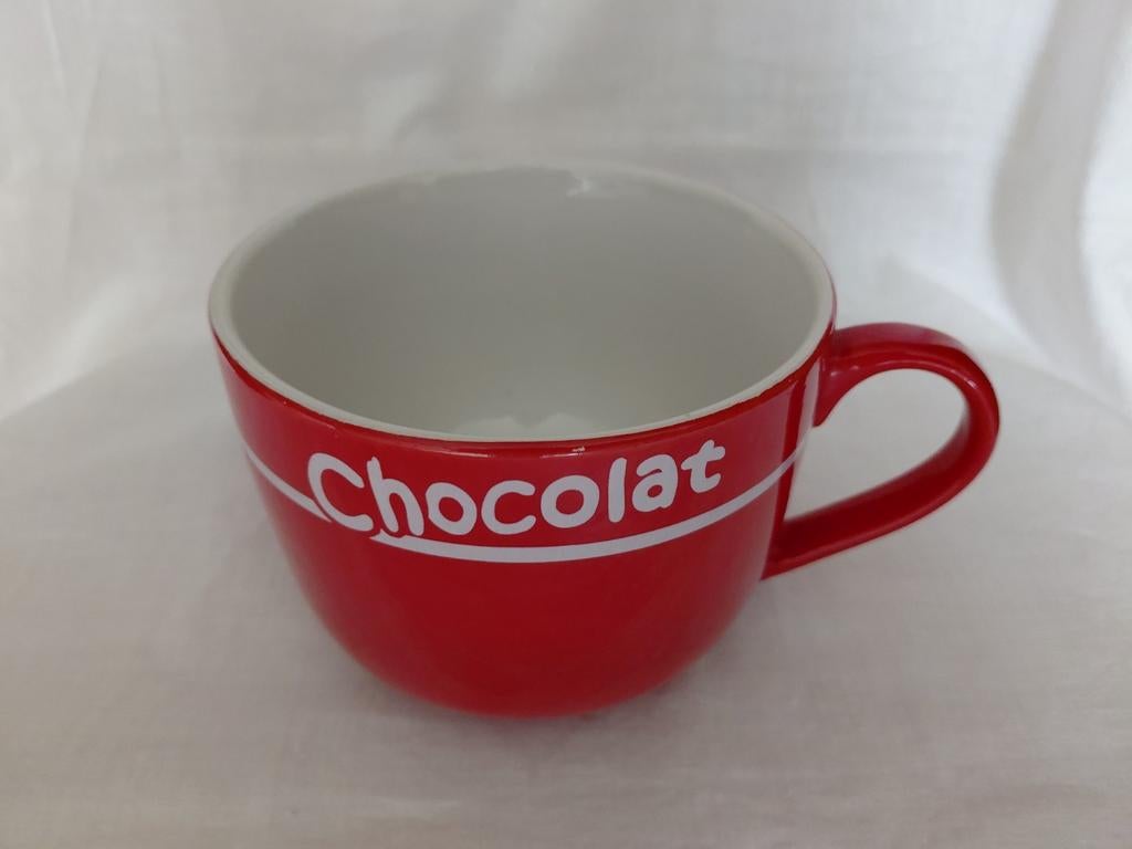 Bol rouge Chocolat, Maison & Meubles, Cuisine | Vaisselle, Comme neuf, Enlèvement ou Envoi