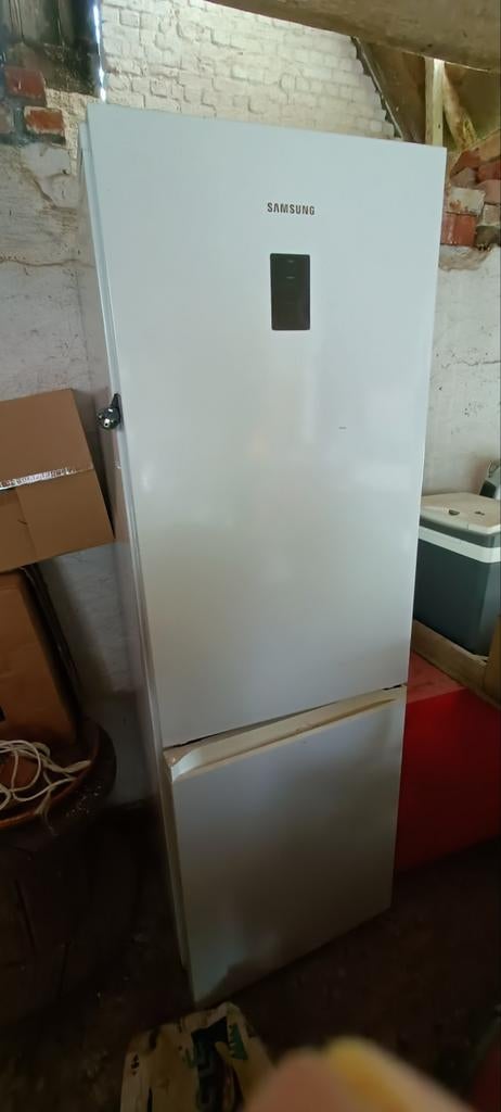 Samsung koelkast en diepvries, Elektronische apparatuur, Koelkasten en IJskasten, Ophalen, Zo goed als nieuw