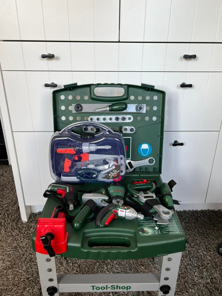 Table de travail pour jouets Bosch, Enfants & Bébés, Enlèvement, Comme neuf