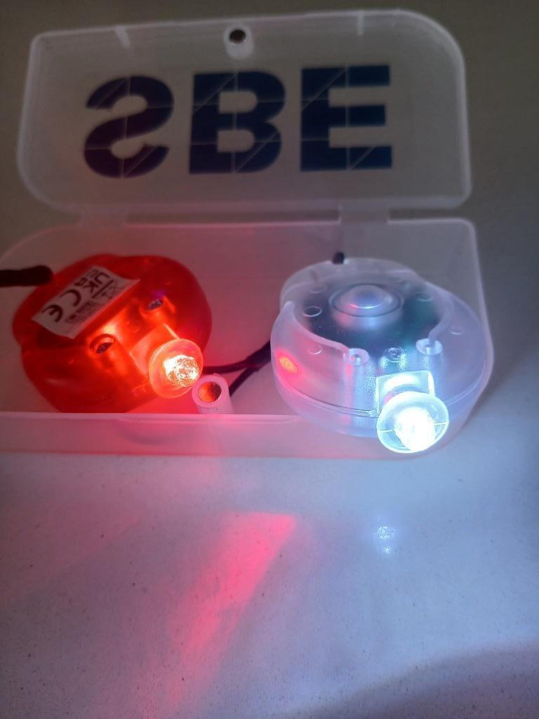 Set 2 stuks fietsverlichting in doosje nieuw!, Fietsen en Brommers, Fietsaccessoires | Fietsverlichting, Ophalen of Verzenden