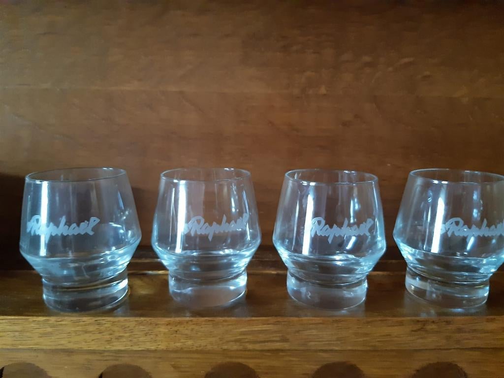 4 verres Saint Raphaël, Collections, Enlèvement, Comme neuf