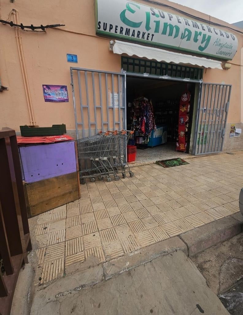 À vendre localement à Tijina de Isora, Ville, Maison d'habitation, 386 m², Tijina de Isora