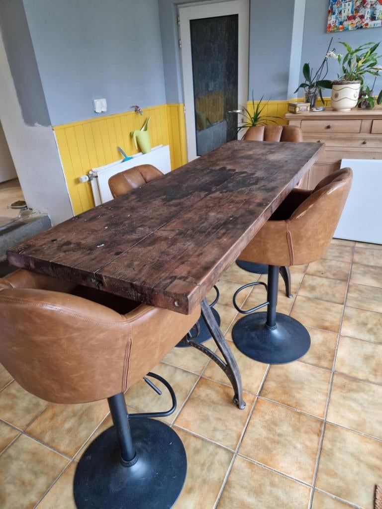 Table haute en hêtre (pièce unique), Antiquités & Art, Enlèvement