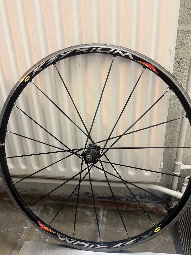 Volant de course Mavic Elite, Vélos & Vélomoteurs, Enlèvement, Utilisé, Roue, Mavic