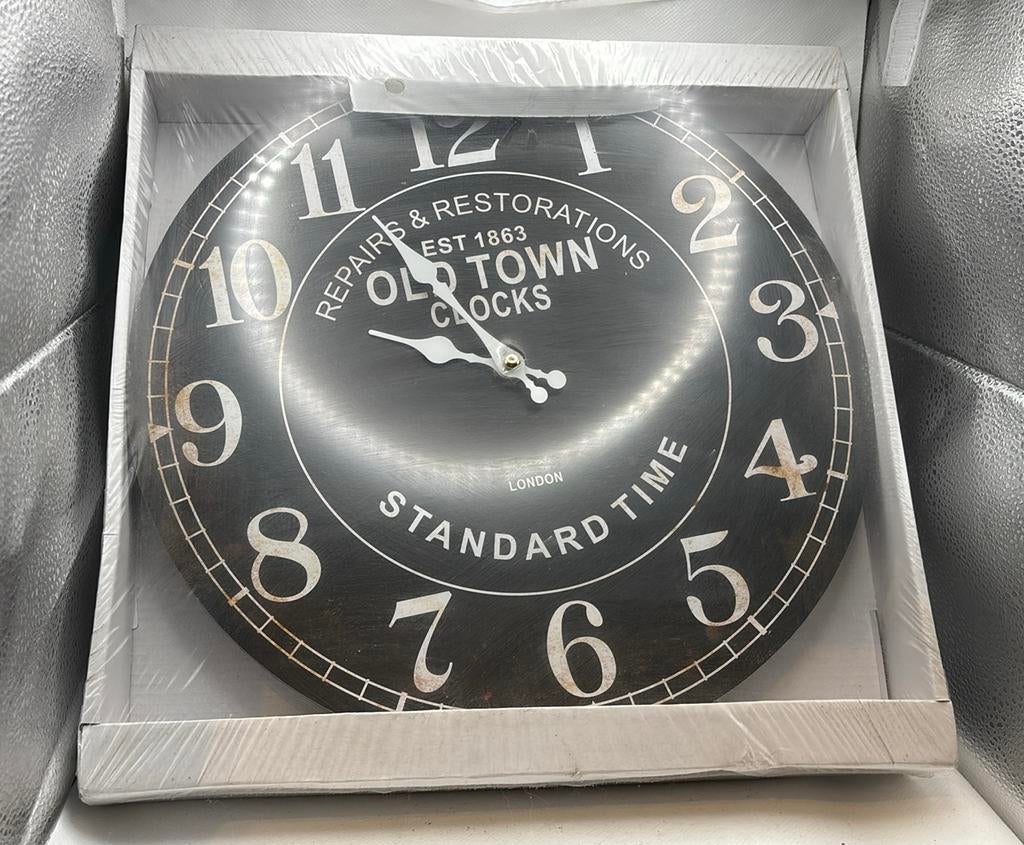 Wandklok Landelijk Vintage Grote Klok 60 cm Oldtown, Huis en Inrichting, Ophalen of Verzenden, Nieuw, Analoog, Wandklok