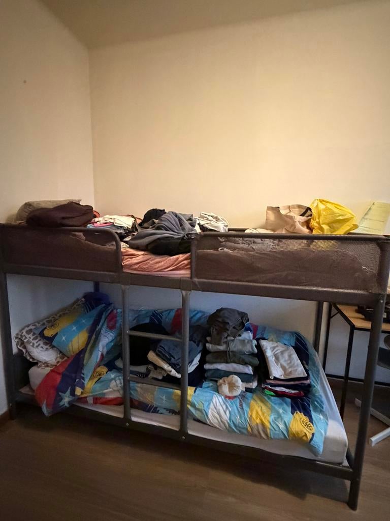 Stapelbed, stevig materiaal., Enlèvement, Comme neuf, Lits superposés