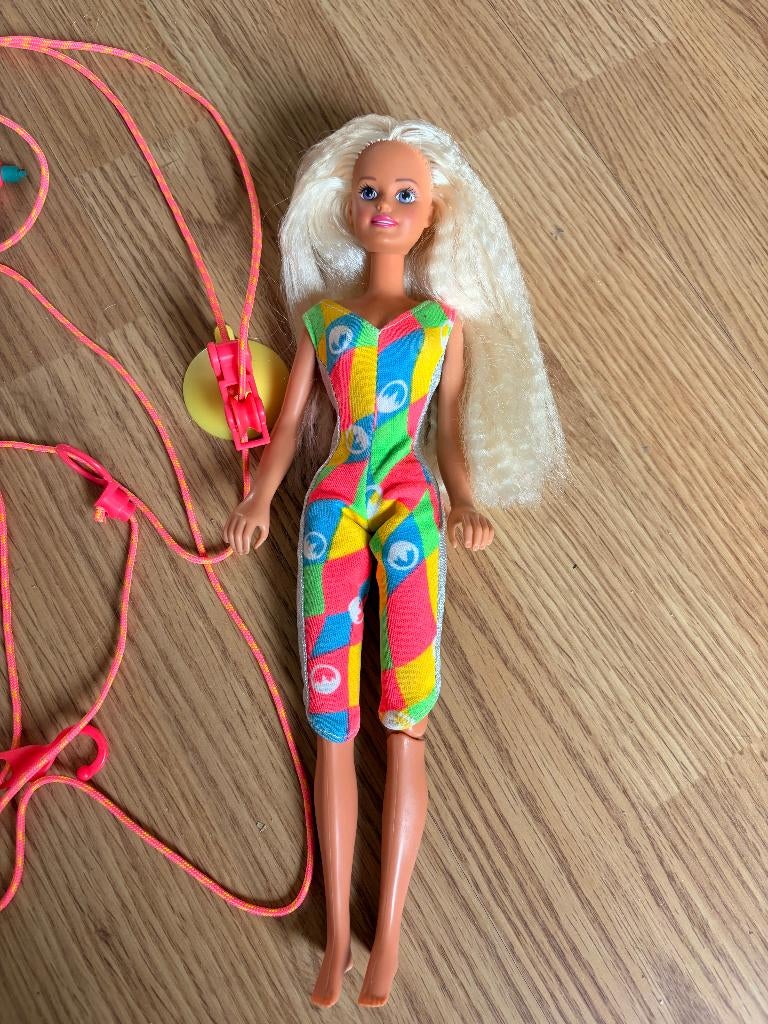 Barbie Sindy Vintage, Enfants & Bébés, Jouets | Poupées, Enlèvement, Comme neuf, Barbie