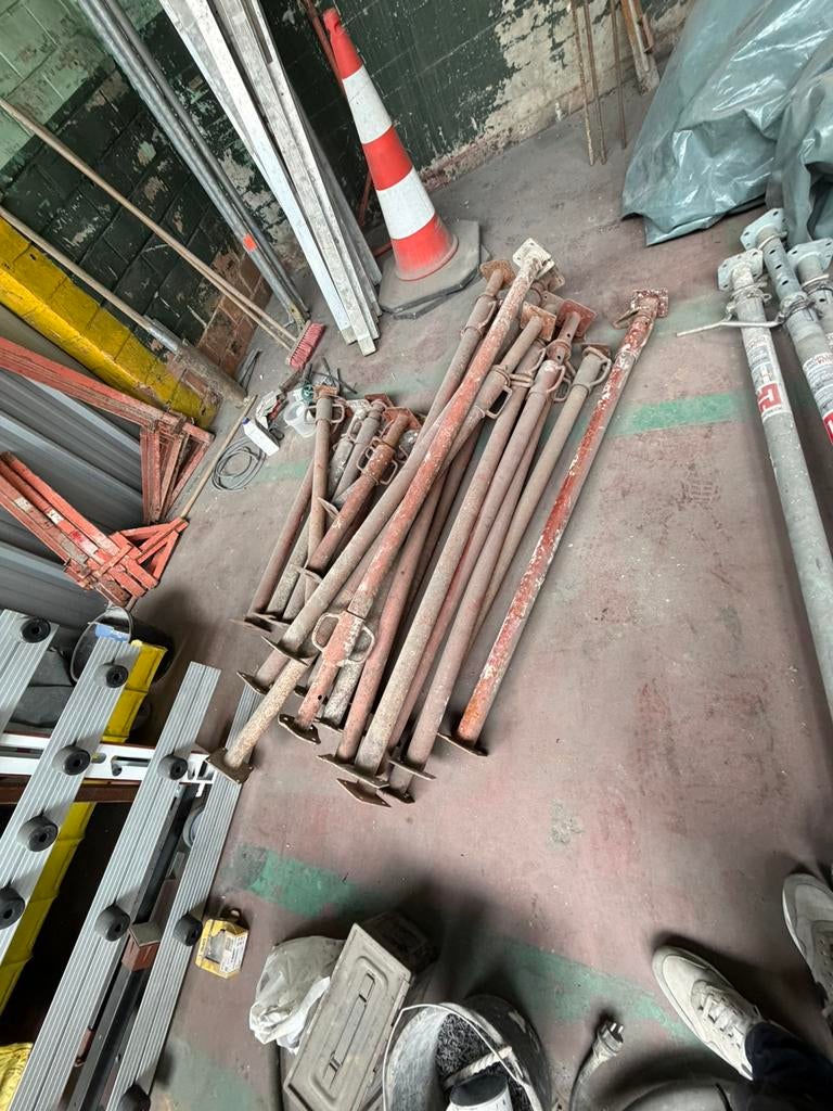 Étançon, Bricolage & Construction, Enlèvement