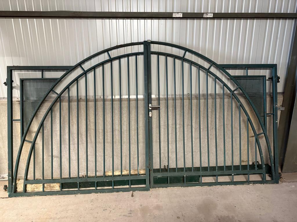 Metalen poort 3m breedte inclusief palen, Tuin en Terras, Ophalen, Gebruikt, 150 tot 200 cm, IJzer
