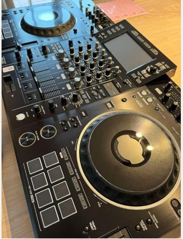 Pioneer xdj xz met flightcase, Enlèvement, Comme neuf, Pioneer