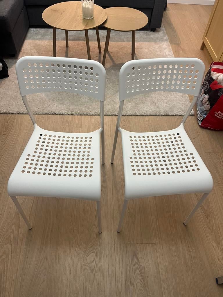 2 stoelen, Antiek en Kunst, Antiek | Meubels | Kasten, Ophalen