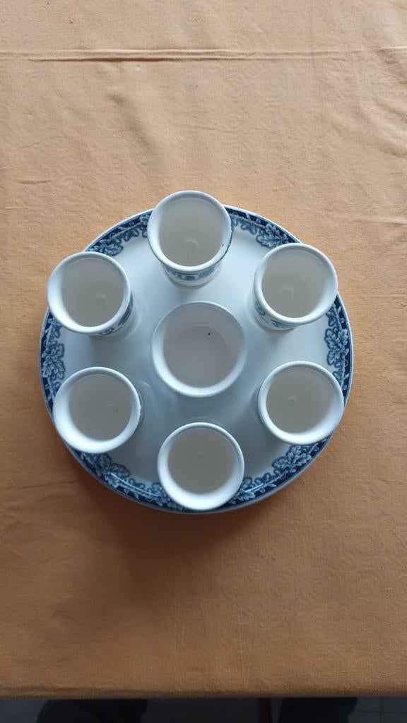 Plateau avec 6 coquetiers et une salière., Enlèvement ou Envoi