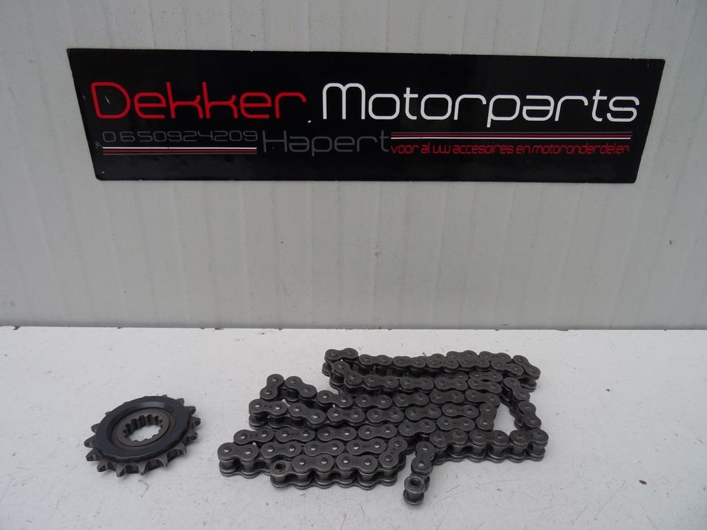 Originele DID Ketting + VoorTandwiel Yamaha YZF R1 2015-2025, Motoren, Ophalen of Verzenden, -, -, -
