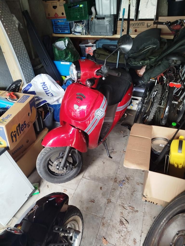 Neco Tito klasse B, Fietsen en Brommers, Ophalen, Gebruikt, Benzine, Kymco