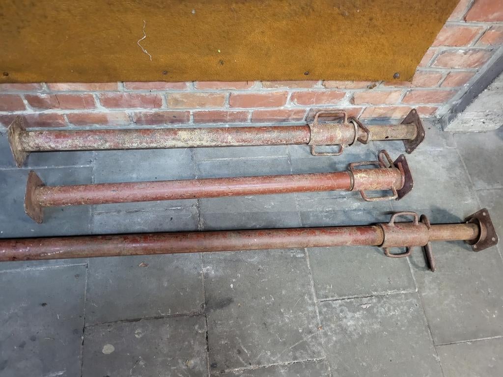 Pied droit métallique, Bricolage & Construction, Échafaudages